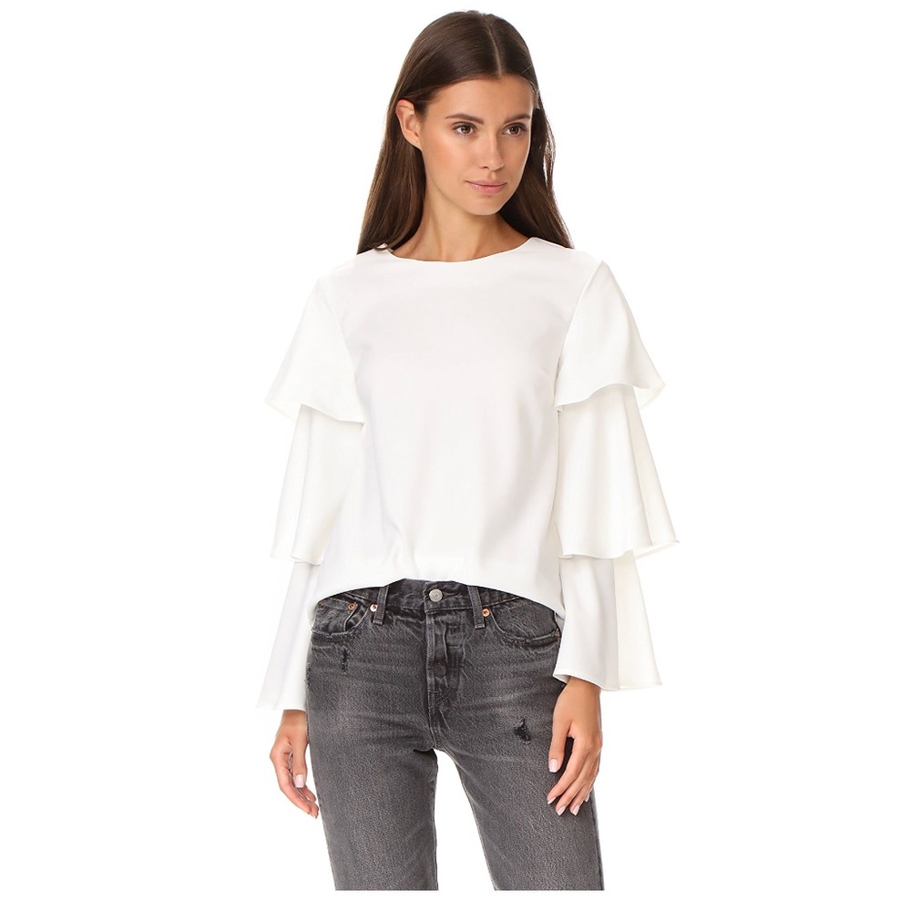 NWT RUFFLED BLOUSE ❤️